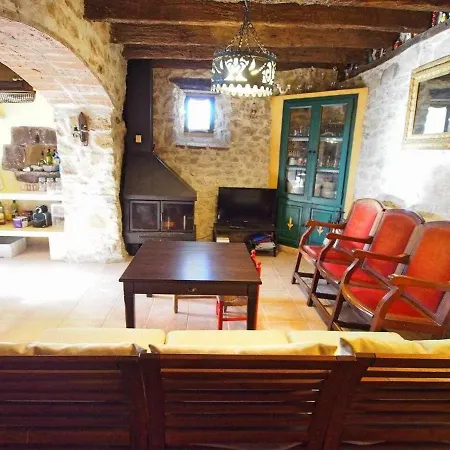 Dom wakacyjny Masia With Pool And Beautiful Views Near *