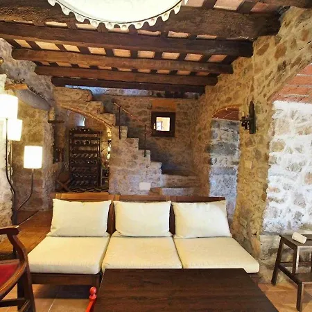 Masia With Pool And Beautiful Views Near Dom wakacyjny